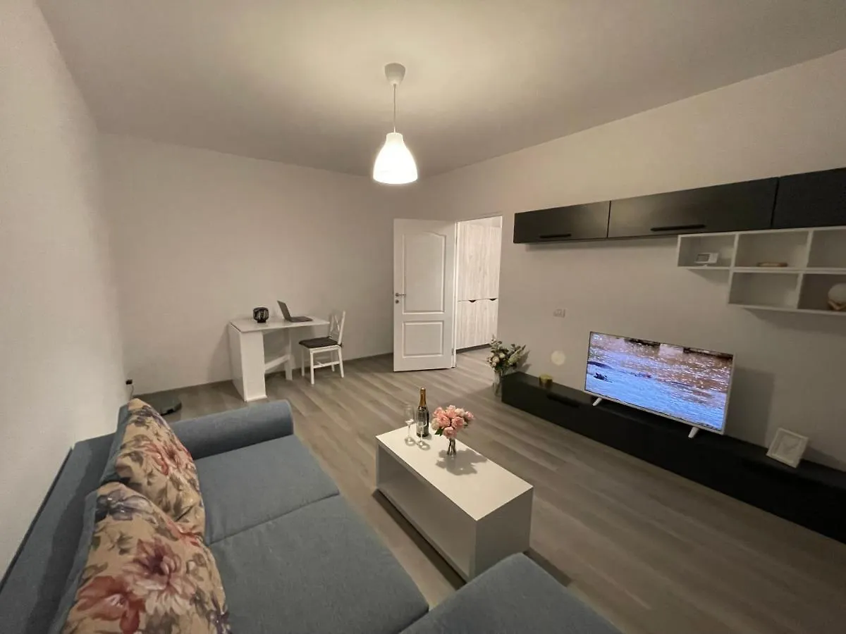 Skyline Luxury Apartment Near Presidential Palace Bucharest