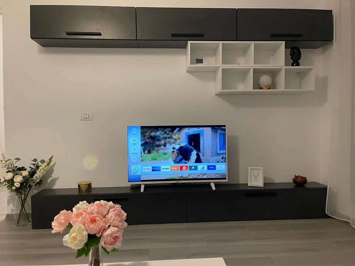 Skyline Luxury Apartment Near Presidential Palace Bucharest Romania